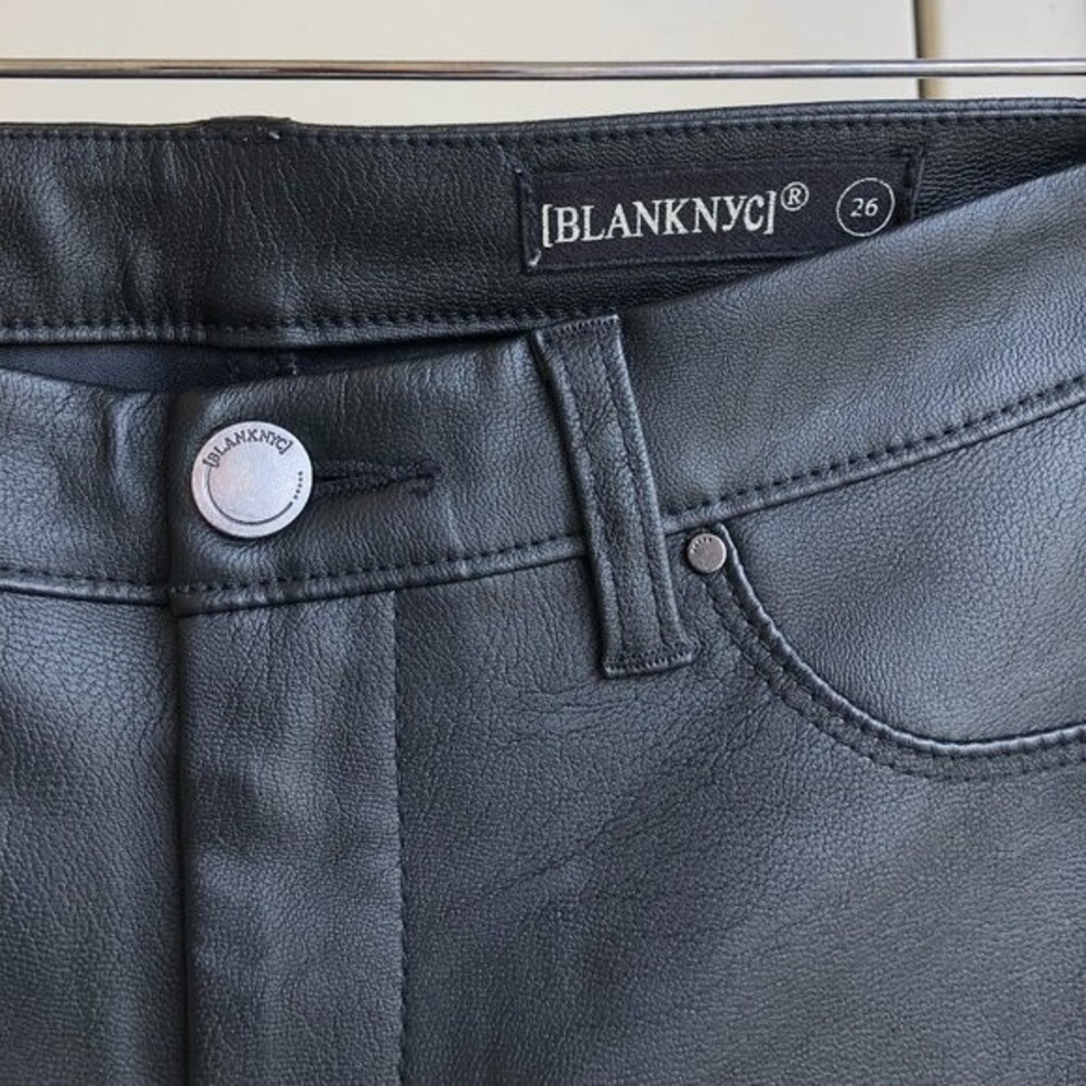 BlackNYC Faux Leather Black Leggings Size 26 - Picture 9 of 11